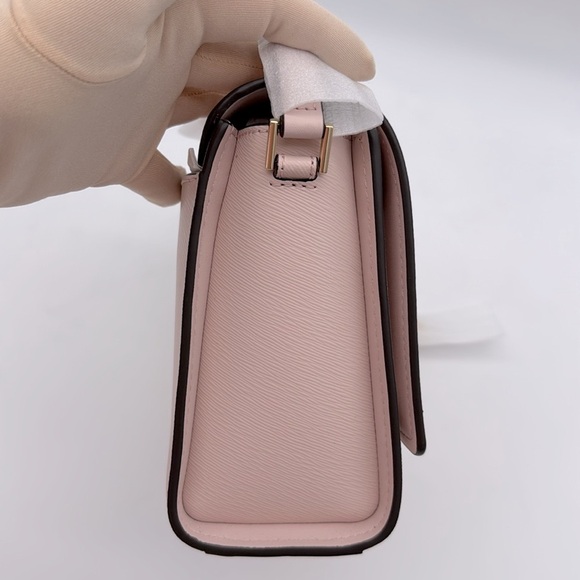 MICHAEL MICHAEL KORS Mimi Medium Leather Messenger Crossbody Bag Powder Blush - Picture 4 of 15